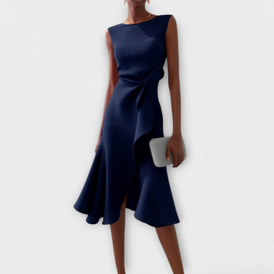 Savnmote™ | Asymmetrisk drapert midi-kjole