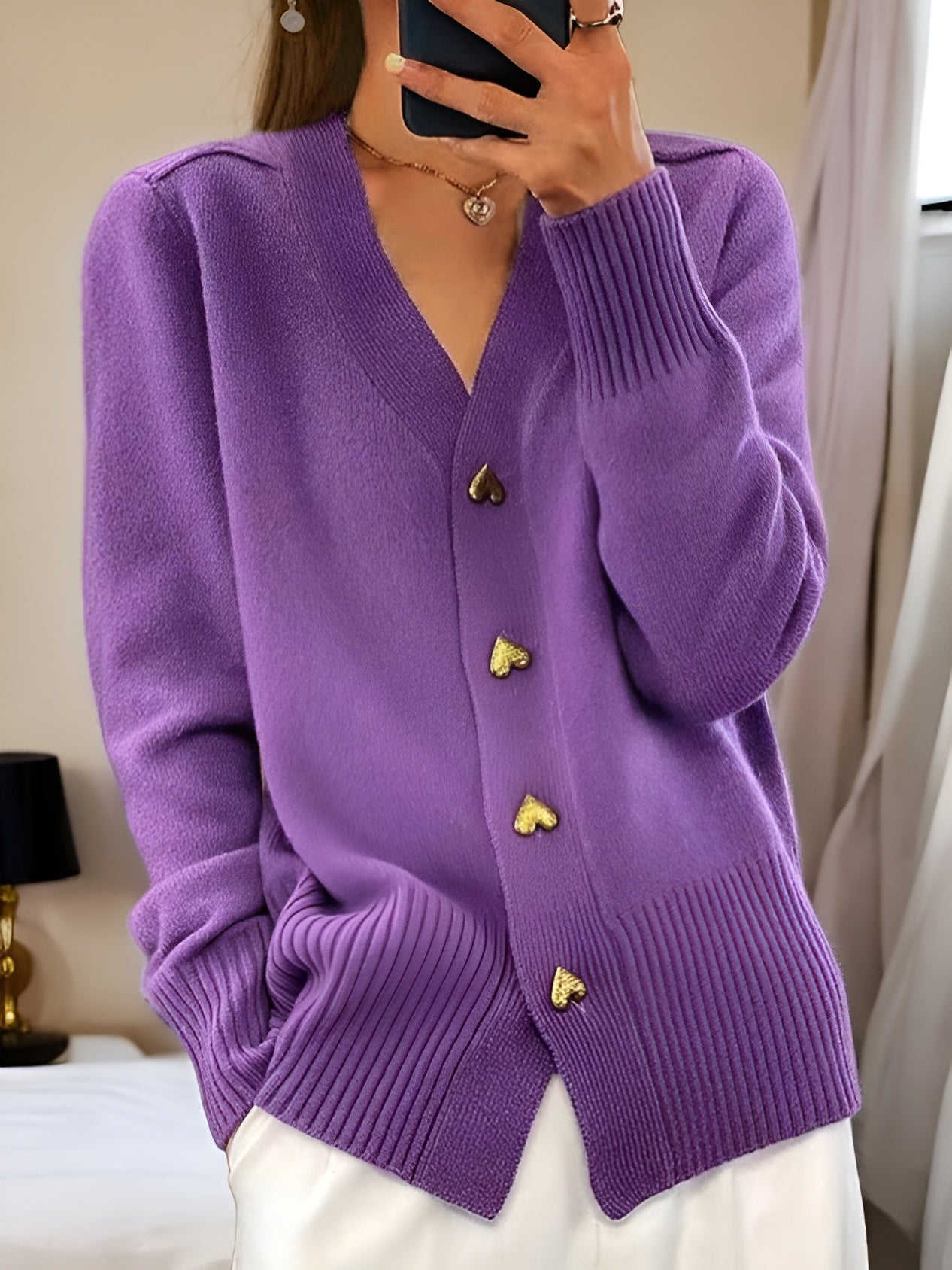Savnmote™ | Cardigan med Hjerteknapper
